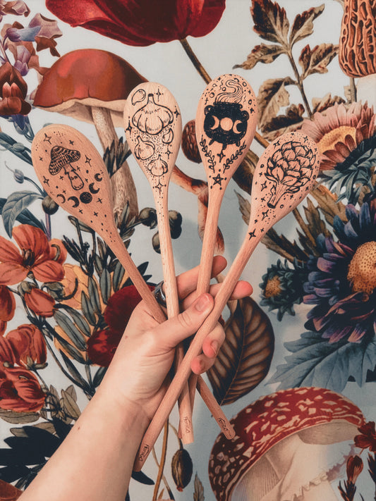 Kitchen Witch Woodburn Spoons